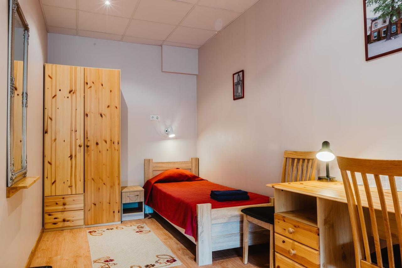טרטו Aleksandri Hotel מראה חיצוני תמונה