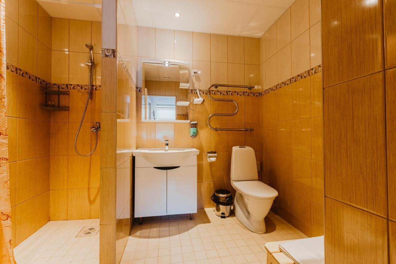 טרטו Aleksandri Hotel מראה חיצוני תמונה