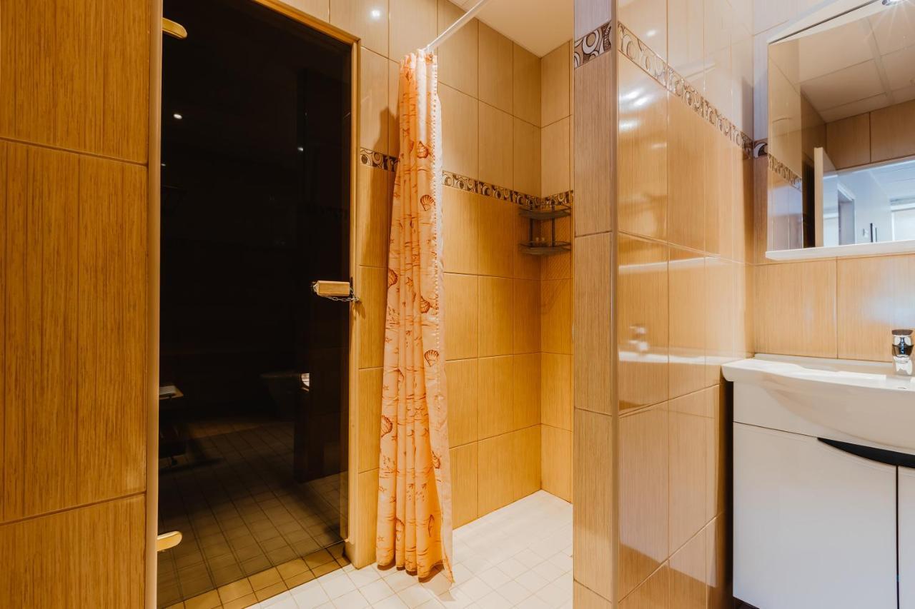 טרטו Aleksandri Hotel מראה חיצוני תמונה