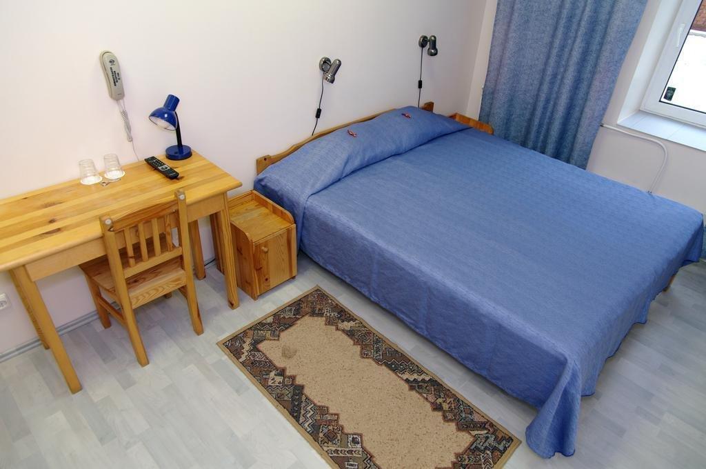 טרטו Aleksandri Hotel מראה חיצוני תמונה